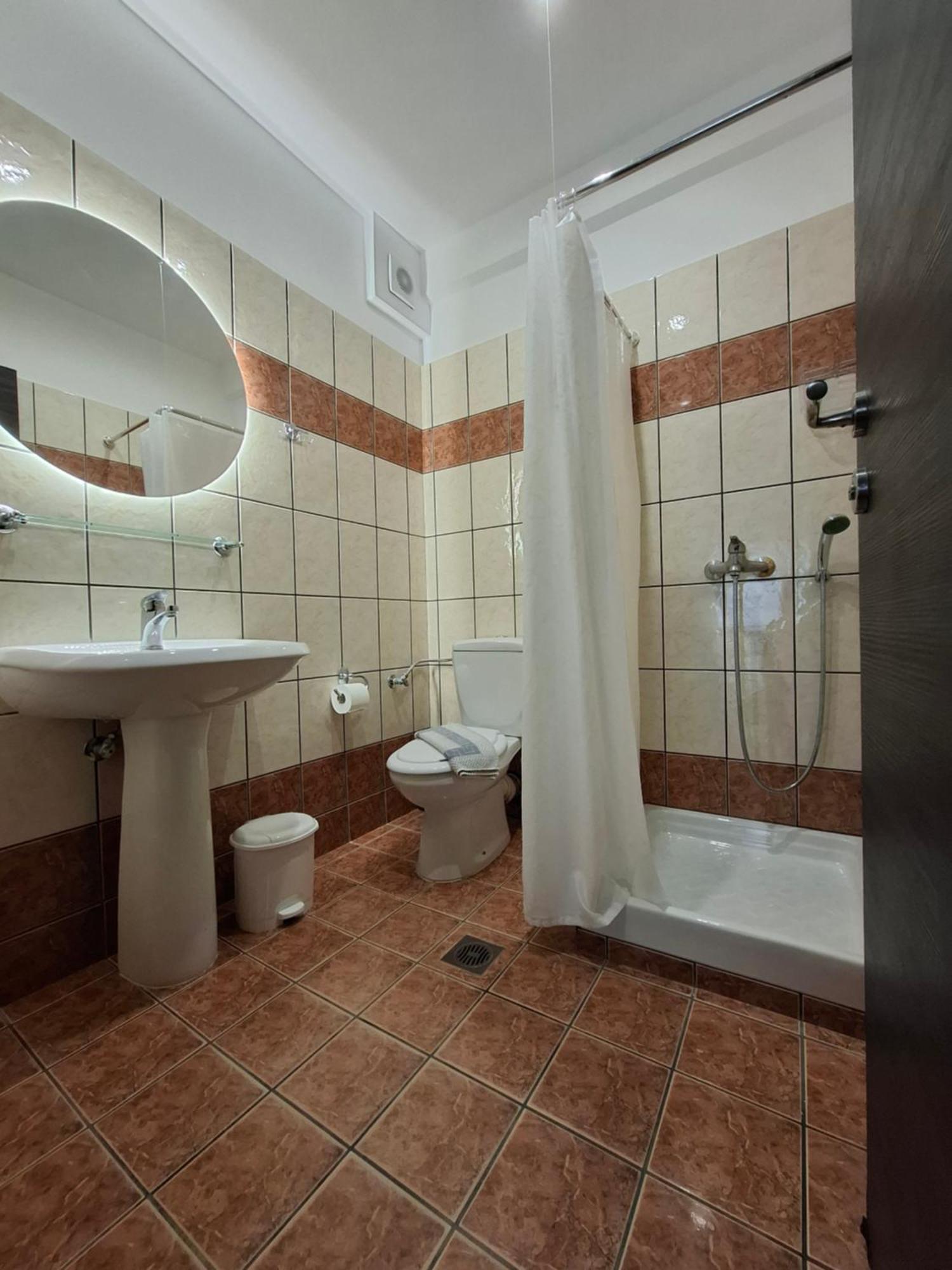 Hotel Kostas Олимпиаки-Акти Экстерьер фото